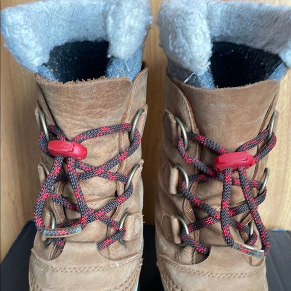 Sorel Yoot PAC Caribou Waterproof Insulated Winter Boots, size 4 - Picture 4 of 13